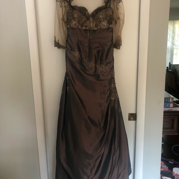 Mother of the bride dress - Picture 6 of 8